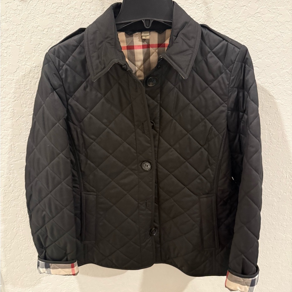 Burberry Black Quilted Puffer Jacket - Picture 2 of 3